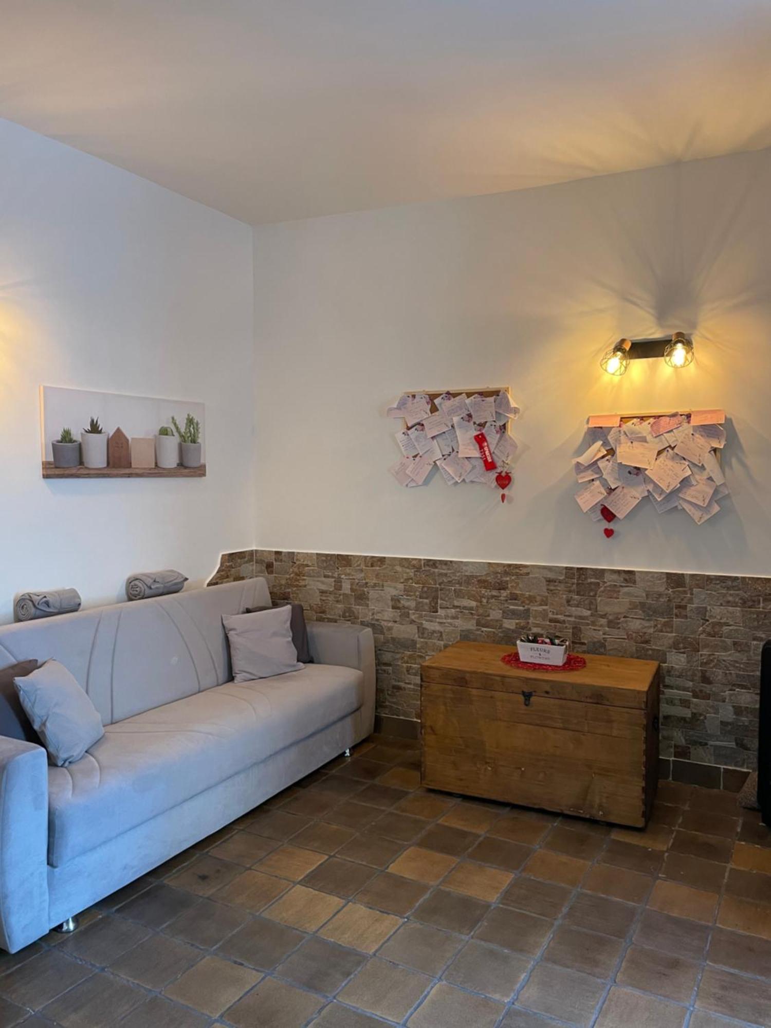“La Casetta Nel Borgo” เชร์เวเตรี ภายนอก รูปภาพ